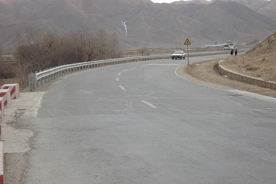 西藏山南至琼结公路|Tibet Shannan-Qonggyai Road